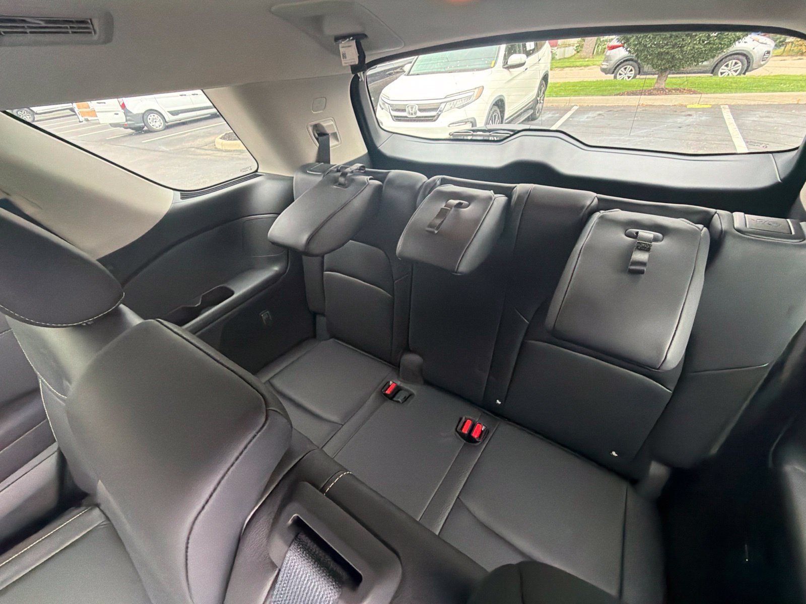 Used 2022 Nissan Pathfinder SL AWD/4WD image 26