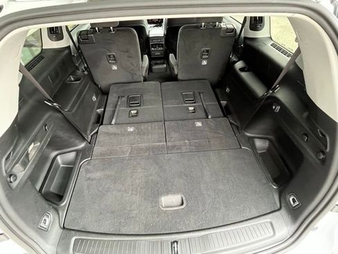 Used 2023 Jeep Grand Cherokee L Laredo image 28