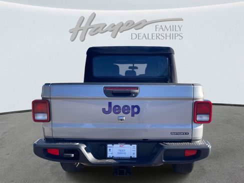 Used 2020 Jeep Gladiator Sport w/ Quick Order Package 24S image 33