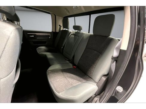 Used 2019 RAM 1500 Big Horn AWD/4WD image 26
