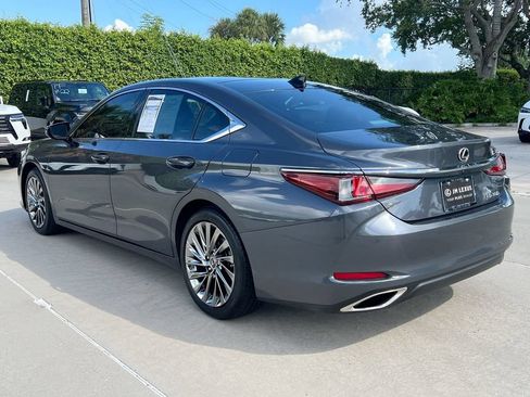 Certified 2025 Lexus ES 350 w/ Technology Package FWD image 5