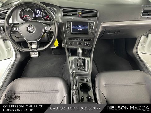 Used 2017 Volkswagen Golf Alltrack S image 36