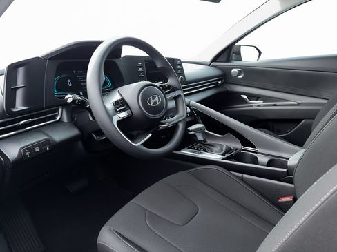 New 2026 Hyundai Elantra Hybrid FWD image 33