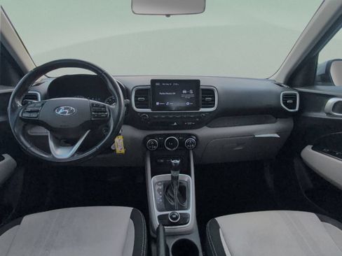 Used 2022 Hyundai Venue SEL FWD image 39