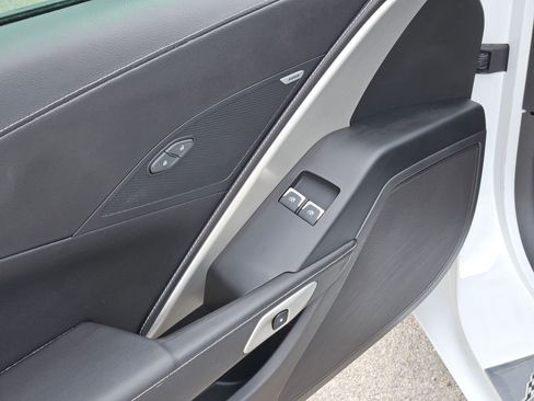 Used 2017 Chevrolet Corvette Stingray Coupe w/ 1LT image 12