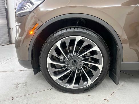 Used 2022 Lincoln Aviator Reserve w/ Equipment Group 201A AWD/4WD image 25