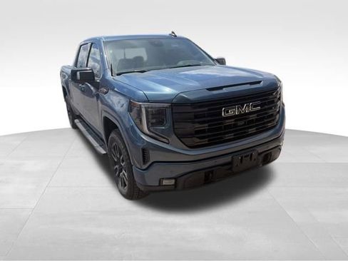 Used 2026 GMC Sierra 1500 Elevation w/ Elevation Premium Package AWD/4WD image 3