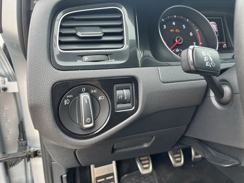 Used 2017 Volkswagen GTI S FWD image 16