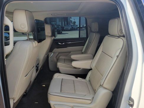 Used 2021 GMC Yukon XL Denali w/ Denali Ultimate Package image 26
