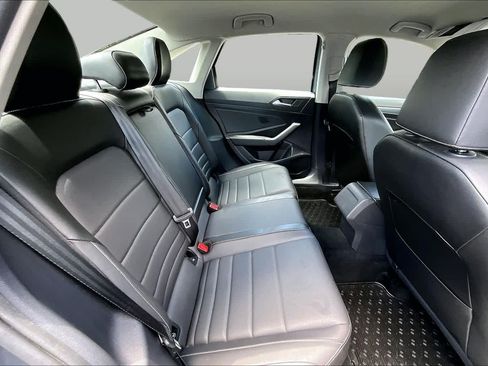 Used 2022 Volkswagen Jetta SE FWD image 20