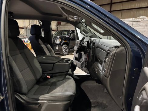 Used 2019 Chevrolet Silverado 1500 LT w/ All-Star Edition image 26