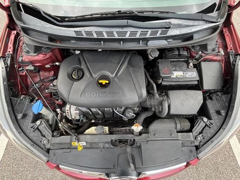 Used 2015 Hyundai Elantra SE w/ Option Group 02 image 29