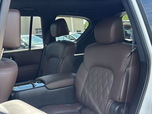 Used 2023 Nissan Armada Platinum w/ Captain's Chairs Package AWD/4WD image 27