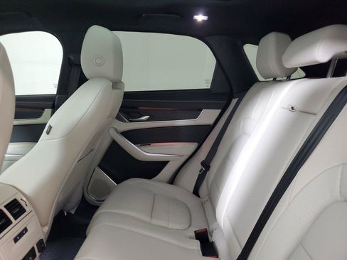 Used 2026 Jaguar F-PACE R-Dynamic S AWD/4WD image 11