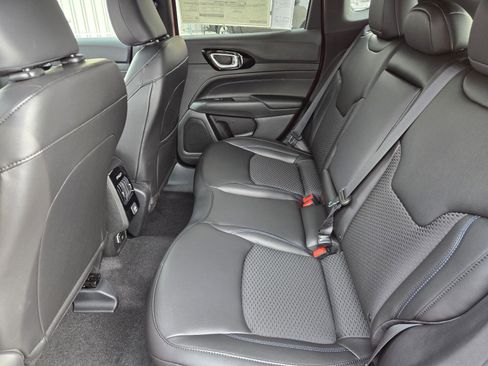 New 2026 Jeep Compass Latitude image 27