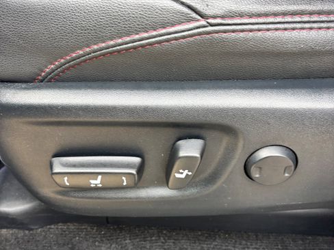 Used 2019 Toyota 4Runner TRD Off-Road Premium image 16