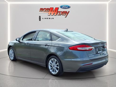 Used 2020 Ford Fusion SE FWD image 7