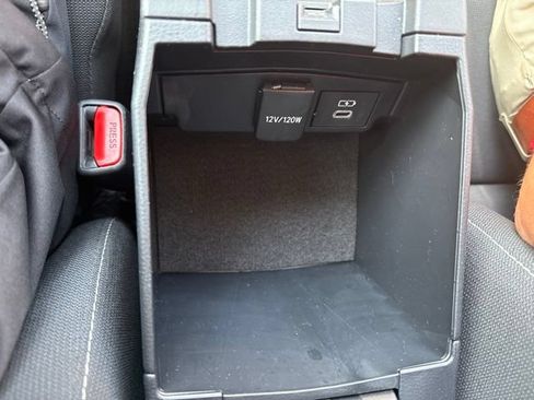 Used 2026 Toyota Corolla LE FWD image 29