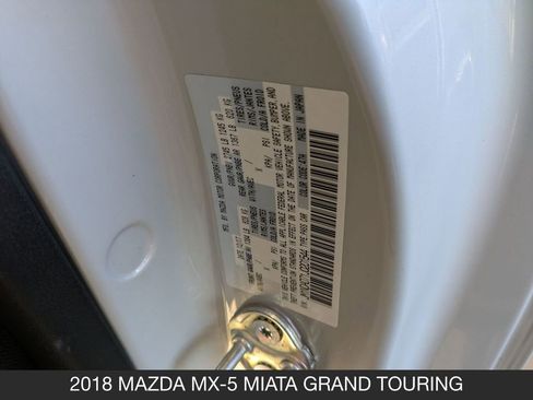 Used 2018 MAZDA MX-5 Miata Grand Touring image 31
