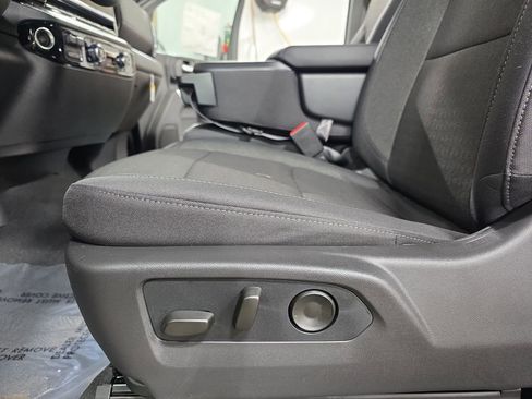 New 2026 GMC Sierra 3500 SLE AWD/4WD image 26
