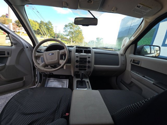 Used 2010 Ford Escape XLT FWD image 17