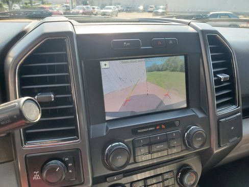 Used 2018 Ford F150 XLT w/ Equipment Group 301A Mid AWD/4WD image 25