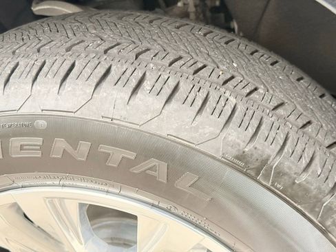 Used 2025 GMC Yukon Denali image 49