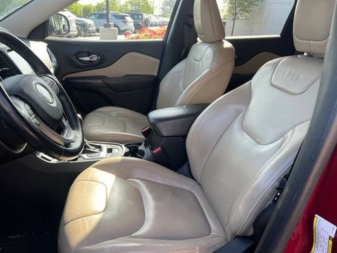 Used 2015 Jeep Cherokee Limited FWD image 17