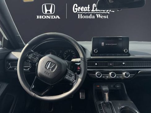 Used 2025 Honda Civic Sport image 10