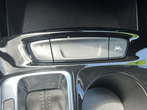 Used 2024 Chevrolet Trax ACTIV w/ Driver Confidence Package FWD image 33
