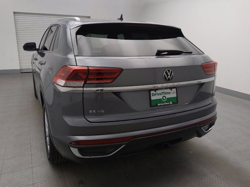 Used 2023 Volkswagen Atlas Cross Sport SE FWD image 6