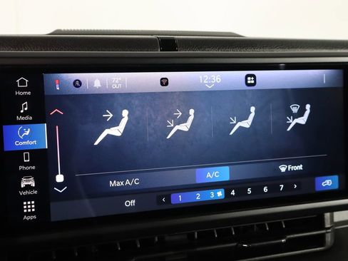 Used 2025 Jeep Wrangler Sport image 32