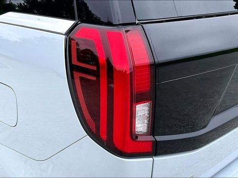 Used 2025 Ford Expedition Max Active AWD/4WD image 28