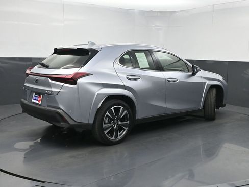 Used 2024 Lexus UX 250h FWD w/ Premium Package image 24