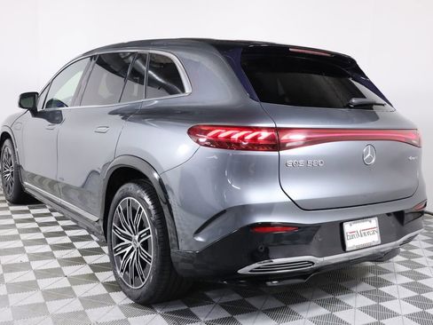Used 2023 Mercedes-Benz EQS 580 4MATIC SUV w/ Exclusive Trim Package image 5
