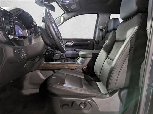 Used 2024 Chevrolet Silverado 1500 LT Trail Boss w/ Convenience Package II AWD/4WD image 21