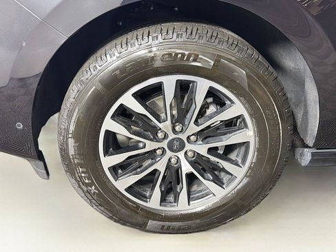 Used 2025 Ford Expedition Max Platinum AWD/4WD image 34