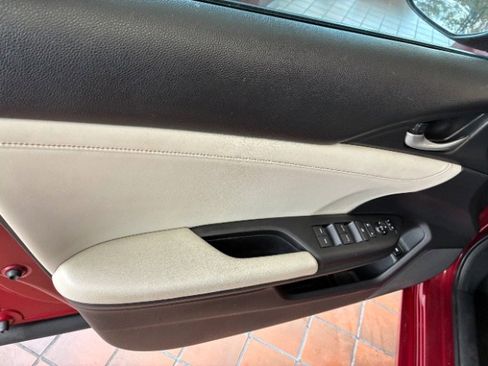 Used 2022 Honda Insight Touring image 13