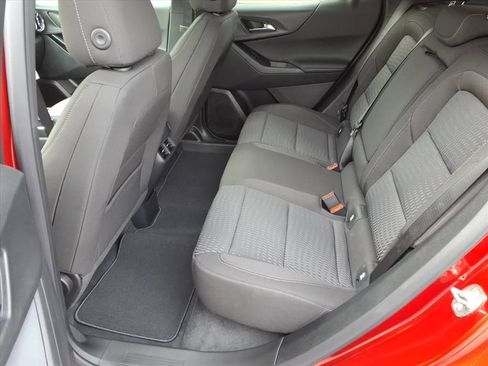 New 2026 Chevrolet Equinox LT w/ Safety and Technology Package image 6