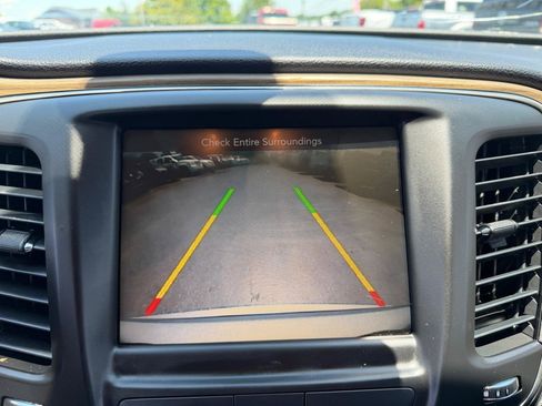 Used 2015 Chrysler 200 C w/ Navigation & Sound Group I AWD/4WD image 17
