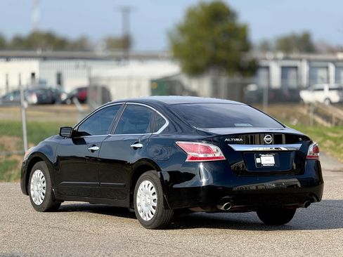 Used 2015 Nissan Altima 2.5 S w/ Power Driver Seat Package image 10