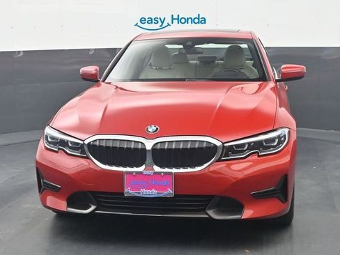 Used 2021 BMW 330i Sedan w/ Premium Package RWD image 3