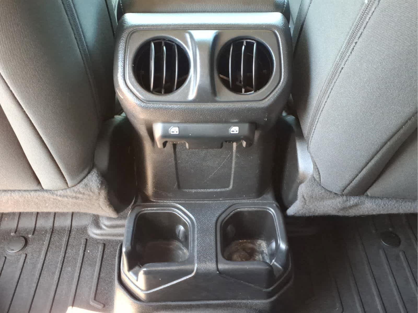 Used 2023 Jeep Wrangler Unlimited Sport AWD/4WD image 30