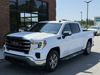 Used 2021 GMC Sierra 1500 SLE image 1