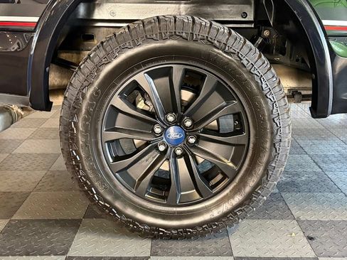 Used 2020 Ford F150 Lariat w/ Equipment Group 502A Luxury AWD/4WD image 39