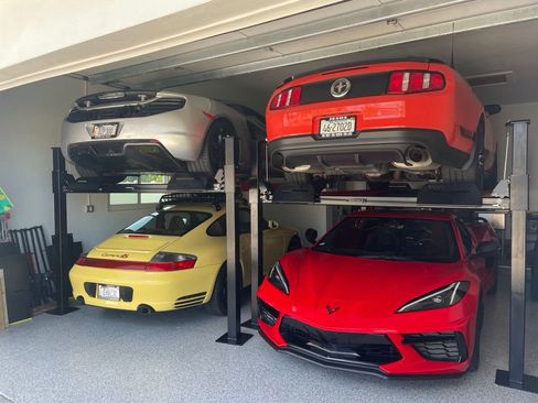 Certified 2024 Chevrolet Corvette Stingray Coupe w/ Z51 Performance Package image 2