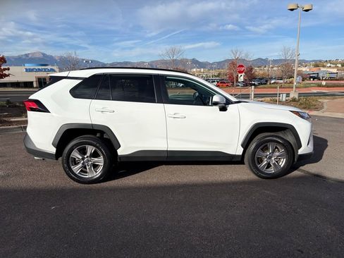 Used 2023 Toyota RAV4 XLE image 9