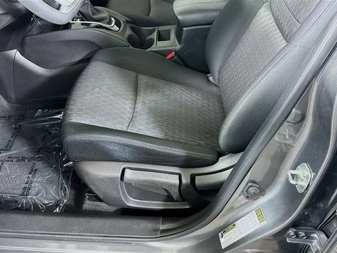 Used 2020 Nissan Rogue S FWD image 21
