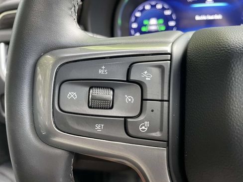 Used 2024 Chevrolet Tahoe Z71 w/ Luxury Package AWD/4WD image 16