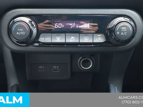 Used 2023 Nissan Kicks SR FWD image 31